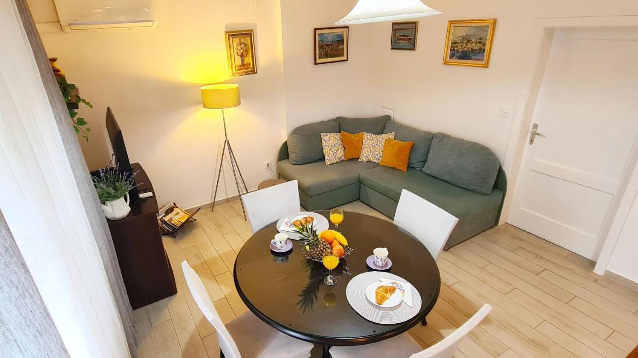 Apartment Sara Poljud Split Exterior foto