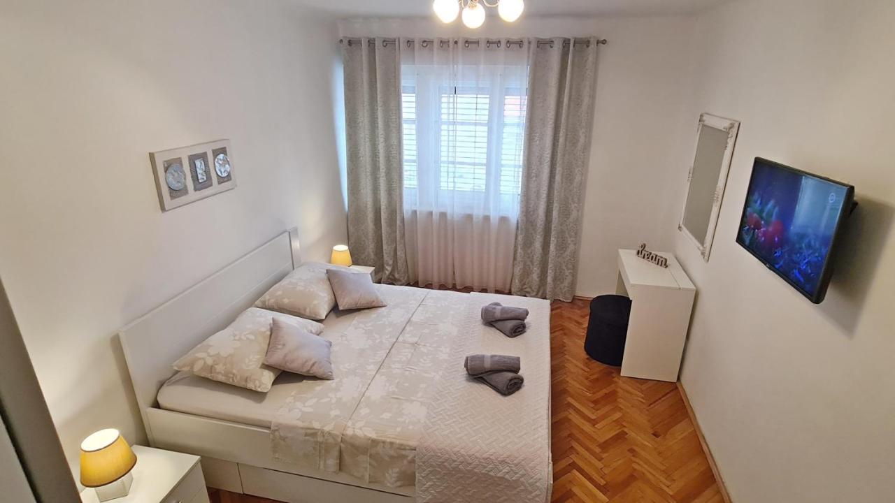 Apartment Sara Poljud Split Exterior foto